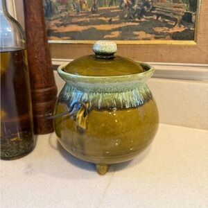 Vintage Green Hull Pottery Ceramic Pot with Lid